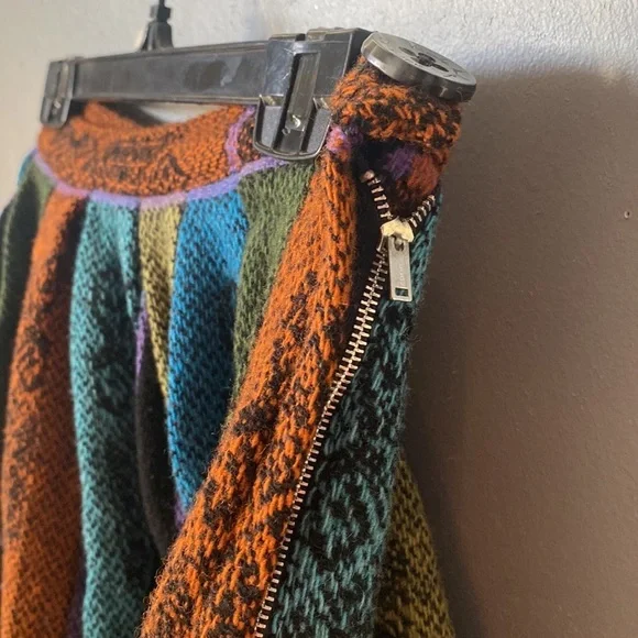 🌸Patterned  Flared Skirt🌸 - Picture 5 of 6